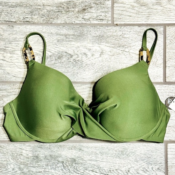 Ibiza NWT Underwire‎ Twist Front Bikini Top, size 3X - Picture 4 of 8